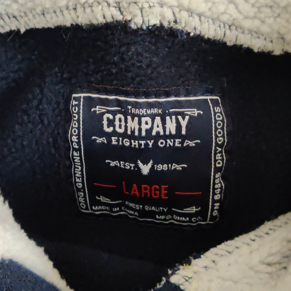 Hoodie - Picture 2 of 3